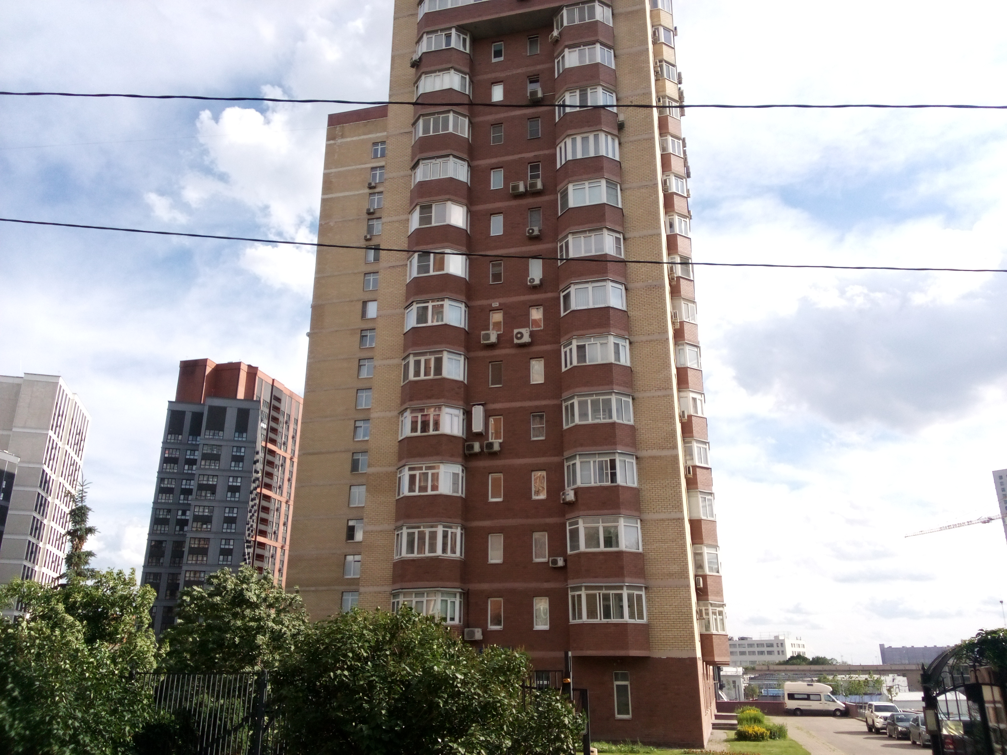 ГП16951264.Нежилое помещение.Общий фасад здания.jpg
