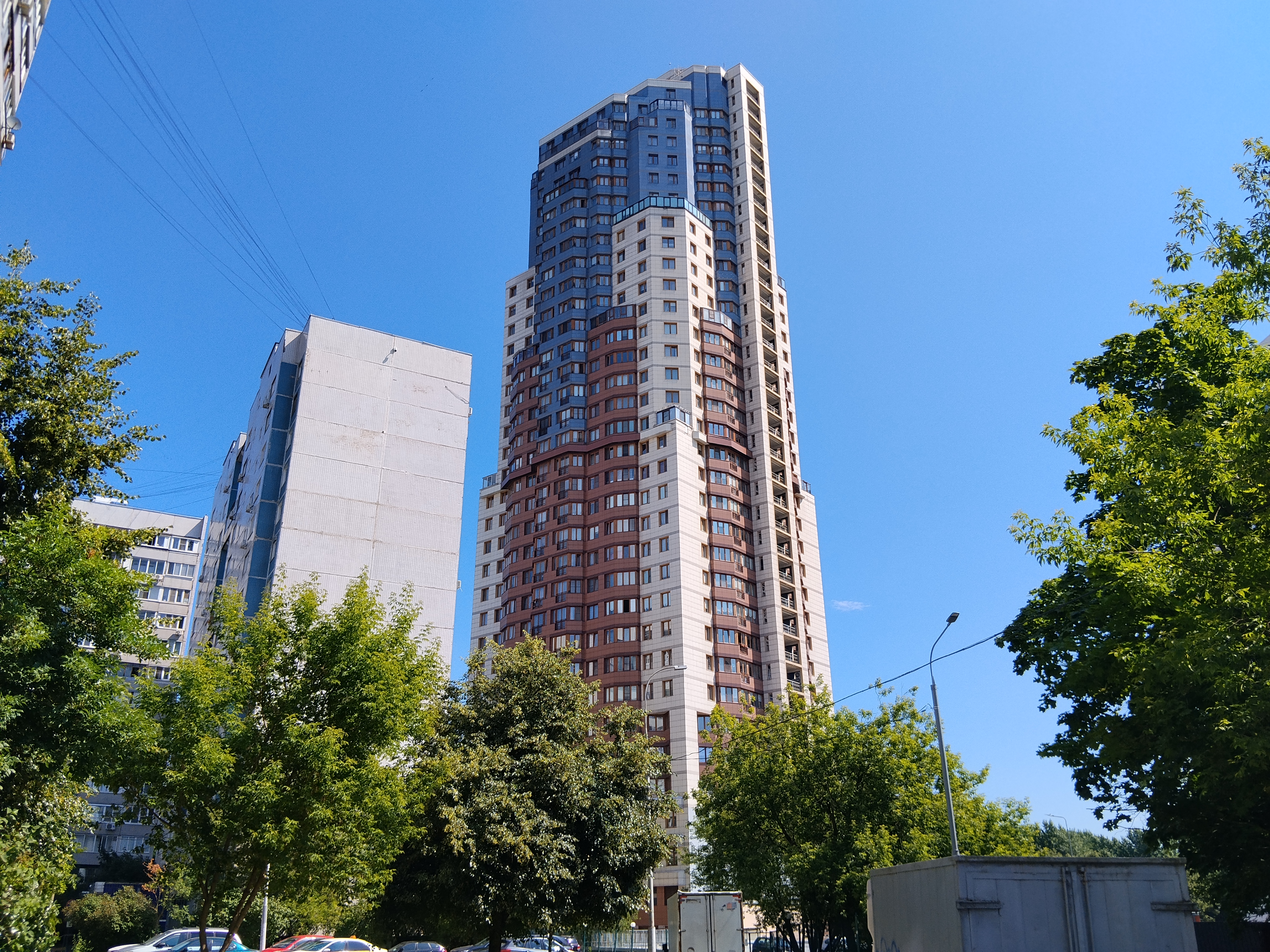 ГП16999897.Нежилое помещение.Общий фасад здания.jpg