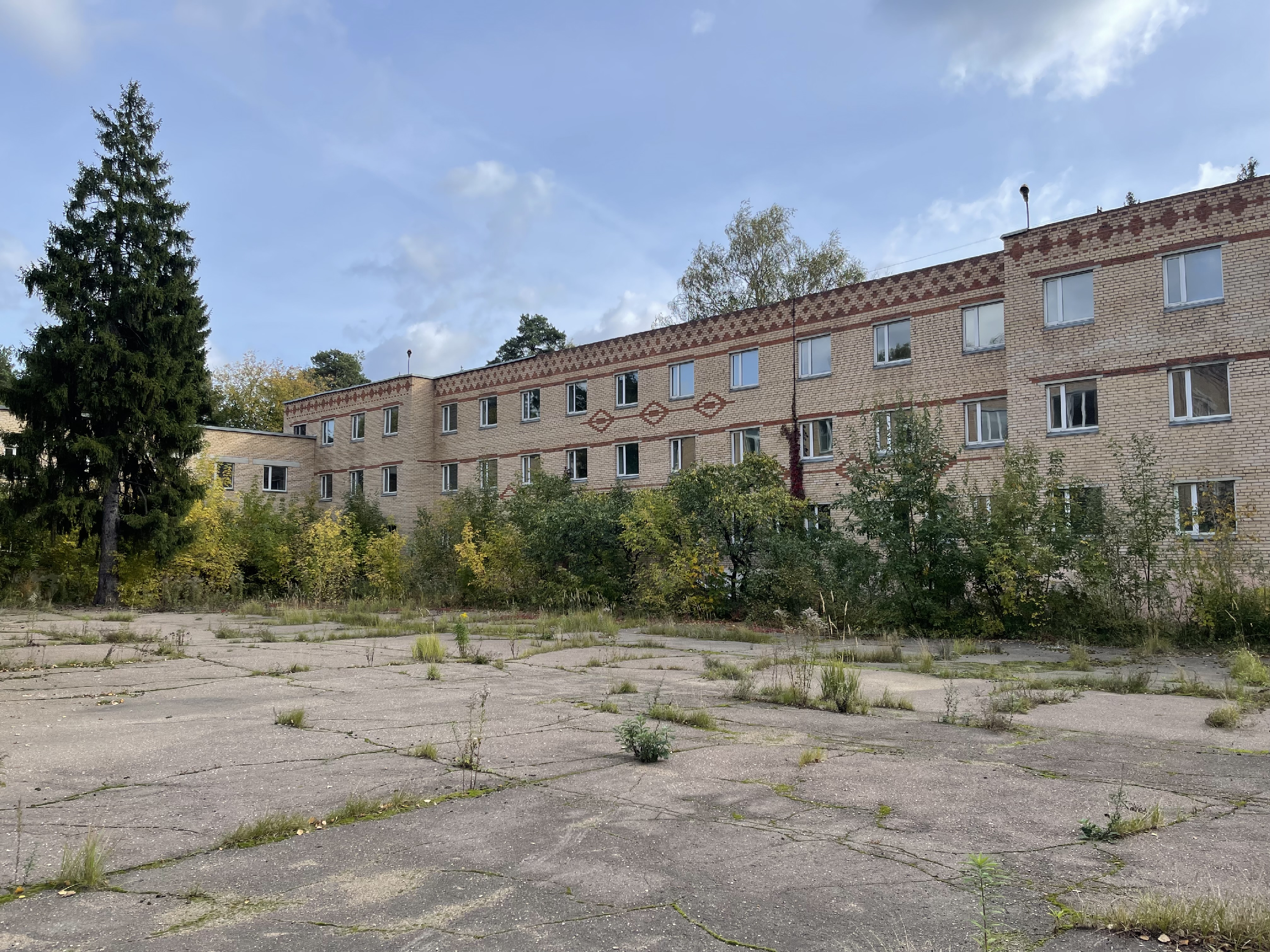 ГП17007781.Здание+земельный участок.Общий фасад здания_10.jpg