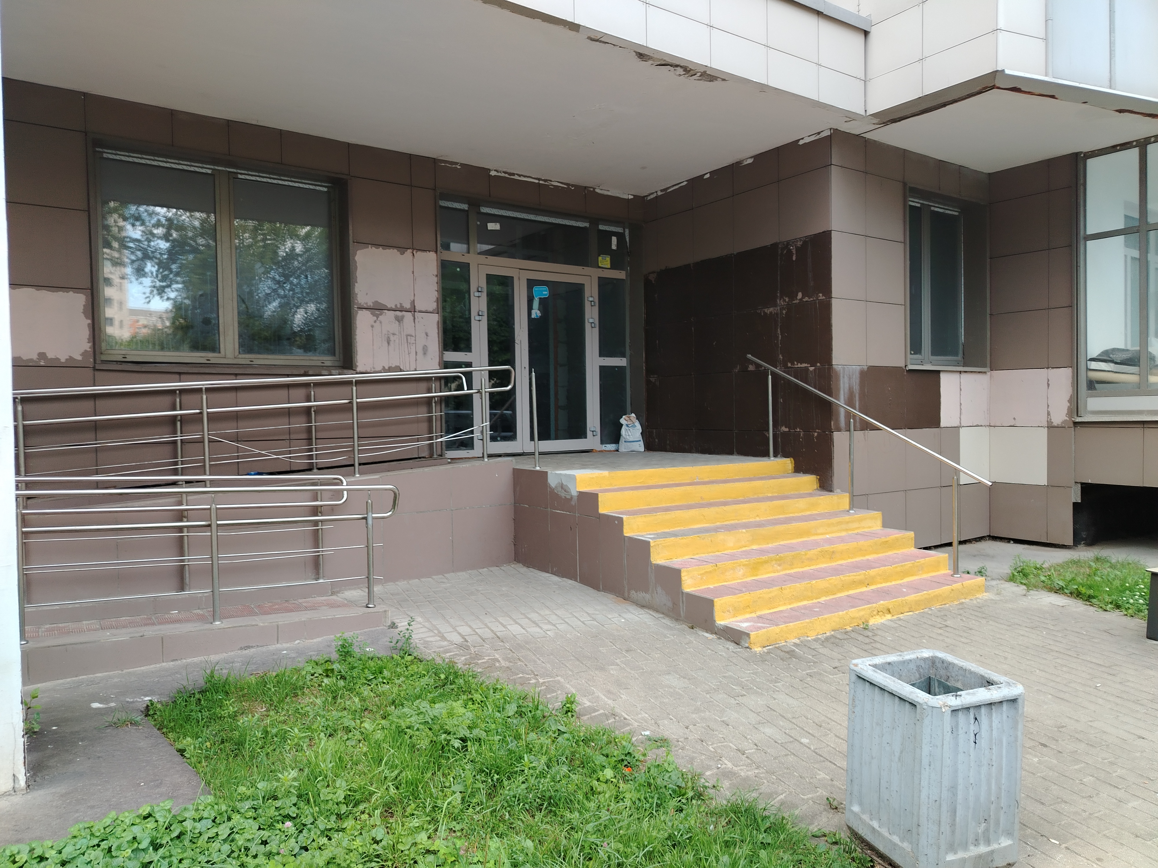 ГП17001059.Нежилое помещение.Входная группа объекта.jpg