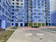 ГП16975633.Нежилое помещение.Фасад здания с выделенными окнами реализуемого объекта_2.jpg