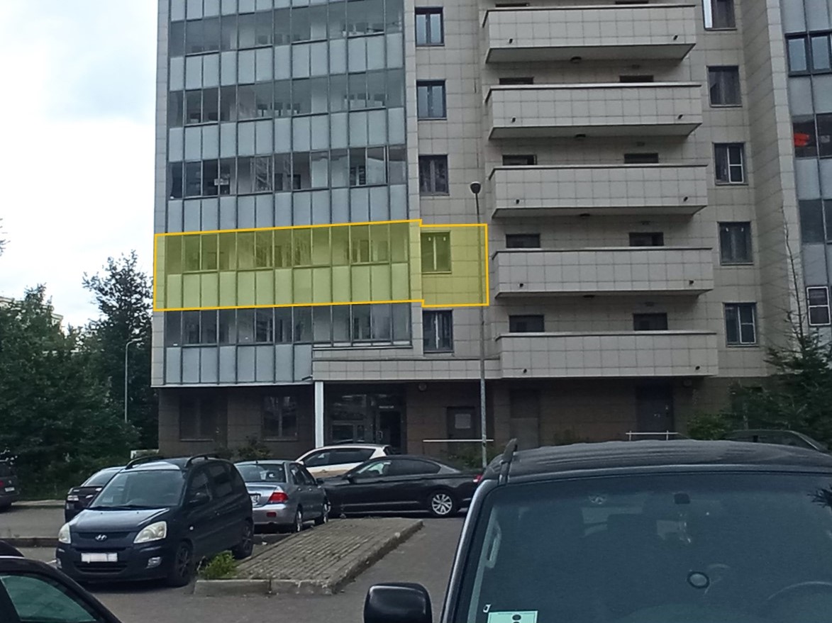 ГП16965657.Квартира.Фасад здания с выделенными окнами реализуемого объекта_2.jpg