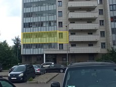 ГП16965657.Квартира.Фасад здания с выделенными окнами реализуемого объекта_2.jpg