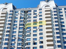 ГП16964505.Квартира.Фасад здания с выделенными окнами реализуемого объекта.jpg