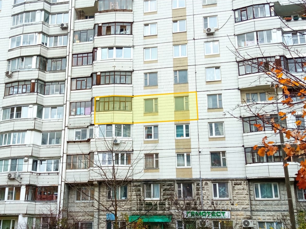 ГП16977166.Квартира.Фасад здания с выделенными окнами реализуемого объекта.jpg