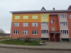 ГП16976106.Квартира.Фасад здания с выделенными окнами реализуемого объекта.jpg