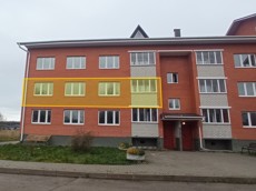 ГП16976104.Квартира.Фасад здания с выделенными окнами реализуемого объекта.jpg