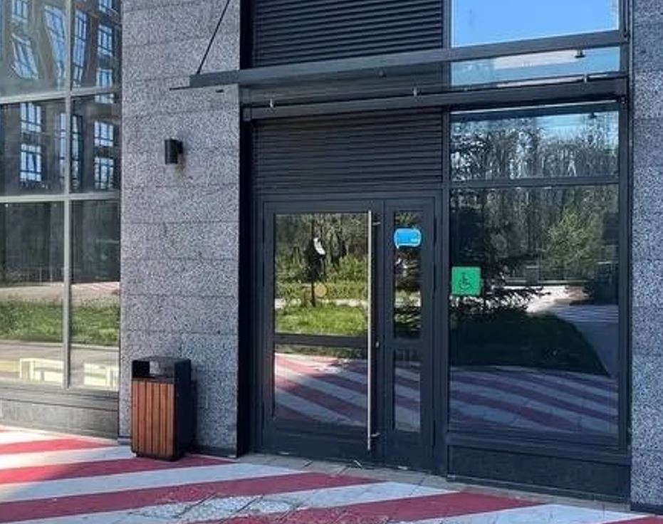 ГП16986224.Нежилое помещение.Входная группа объекта.jpg