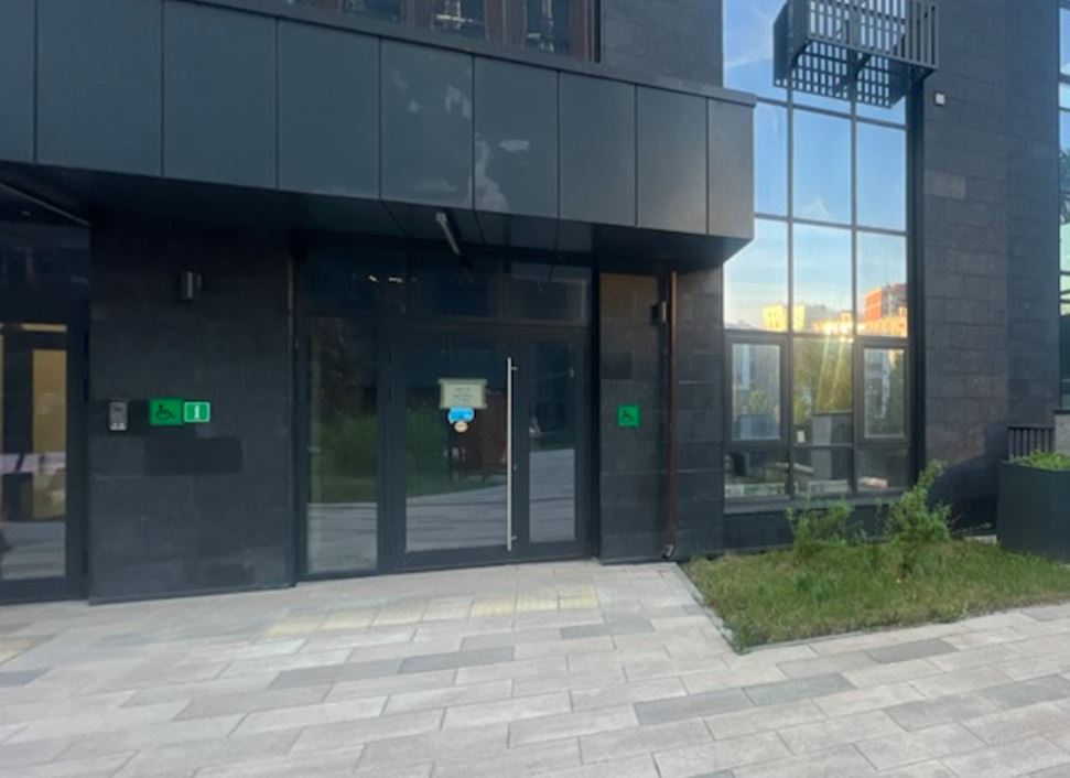 ГП16986175.Нежилое помещение.Входная группа объекта_2.jpg
