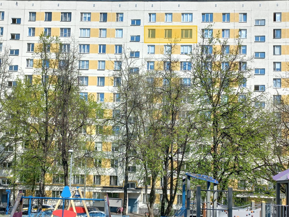 ГП17000852.Квартира.Фасад здания с выделенными окнами реализуемого объекта.jpg