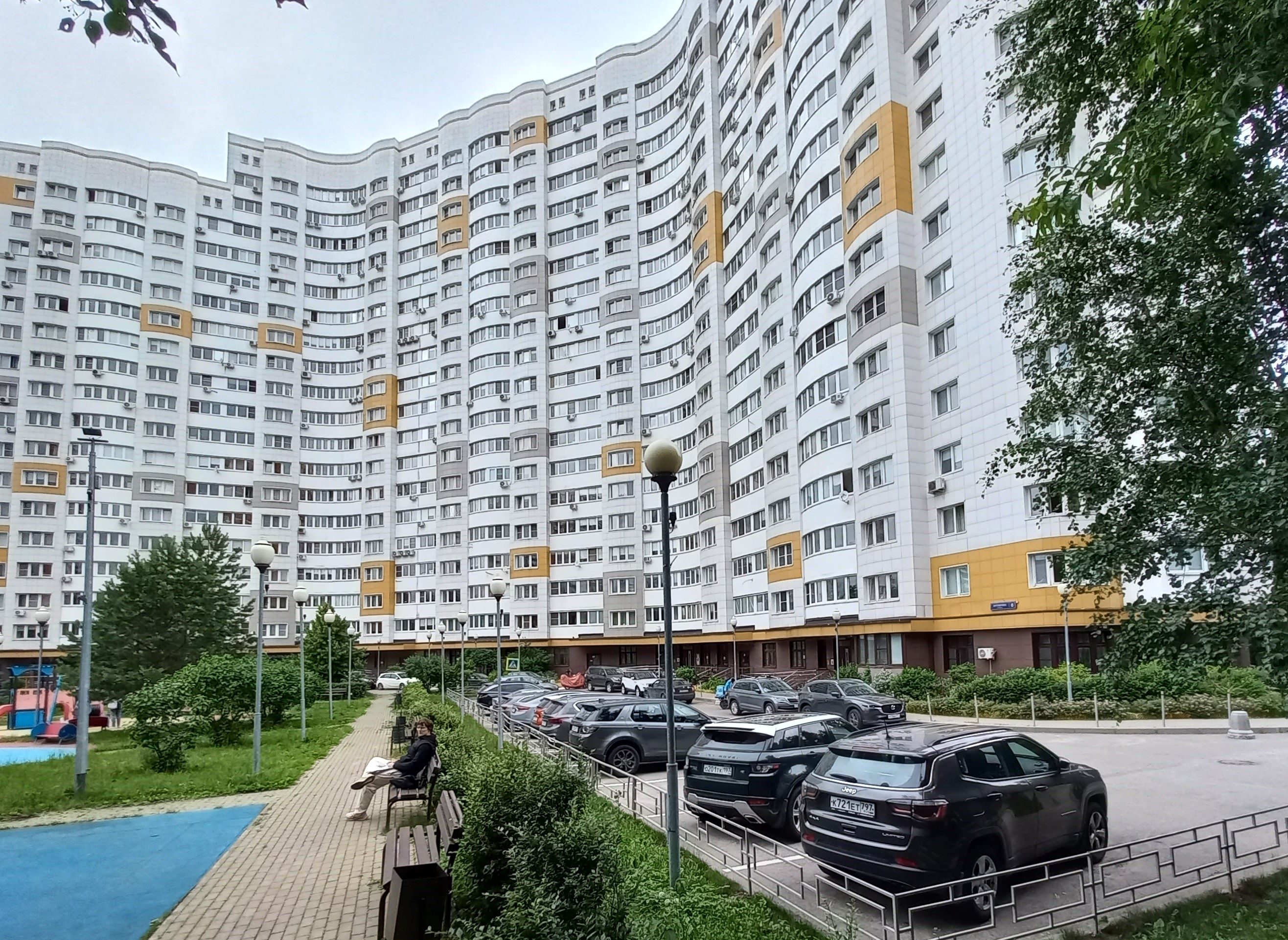 ГП16998655.Нежилое помещение.Общий фасад здания_2.jpg
