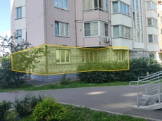 ГП16898923.Нежилое помещение.Фасад здания с выделенными окнами реализуемого объекта.jpg
