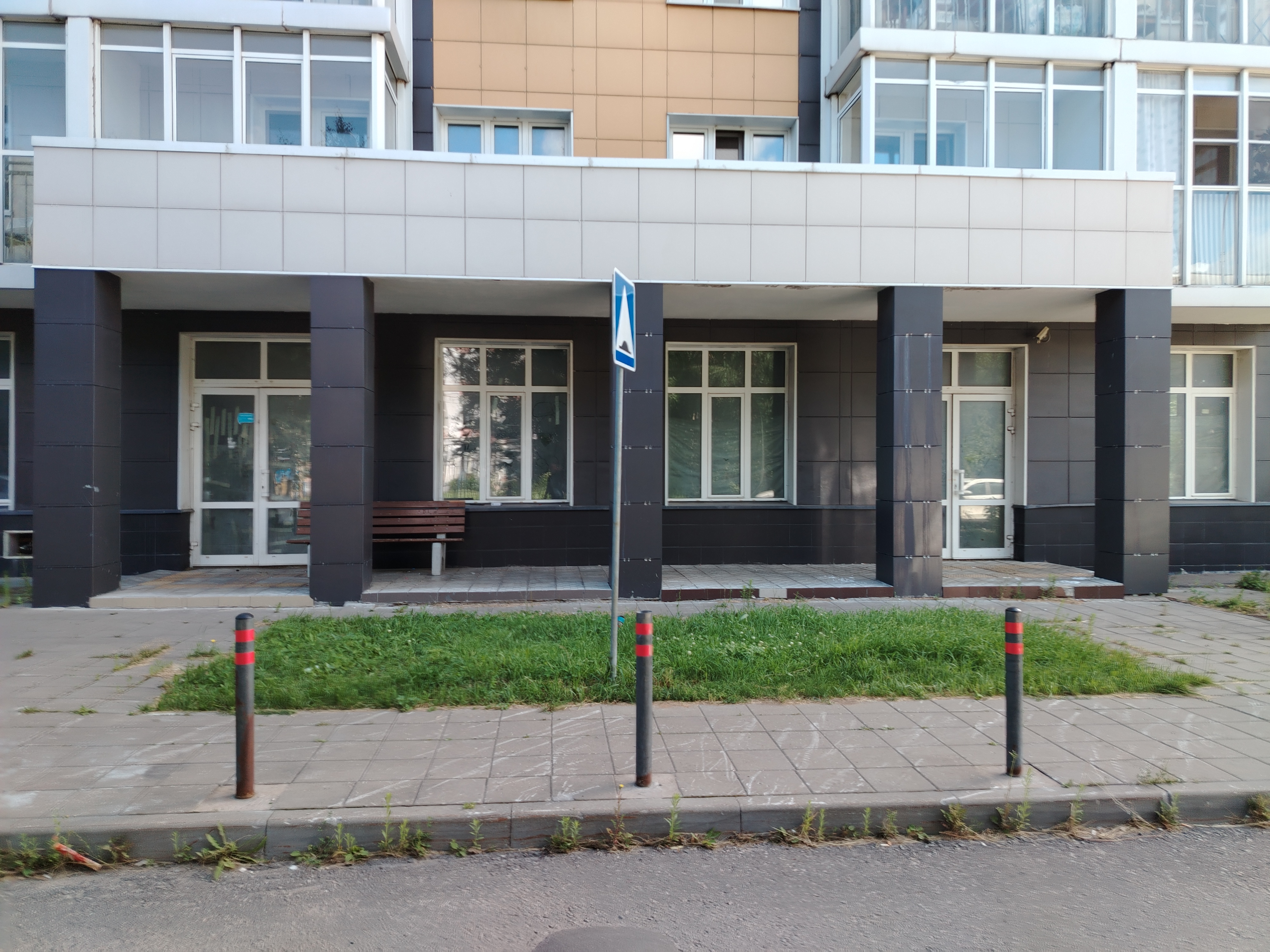 ГП16997483.Нежилое помещение.Входная группа объекта.jpg