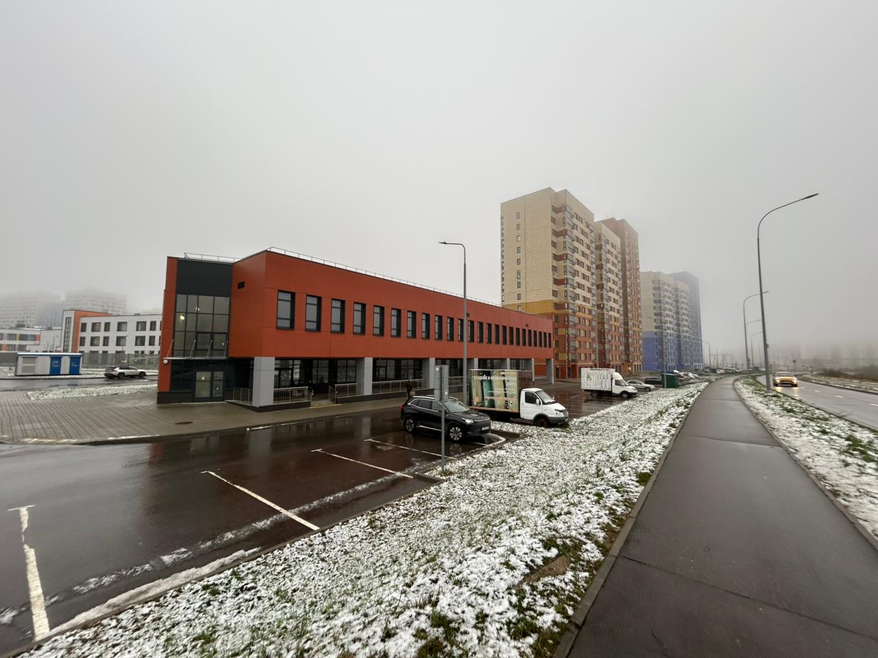 ГП16984706.Нежилое помещение.Общий фасад здания.jpeg
