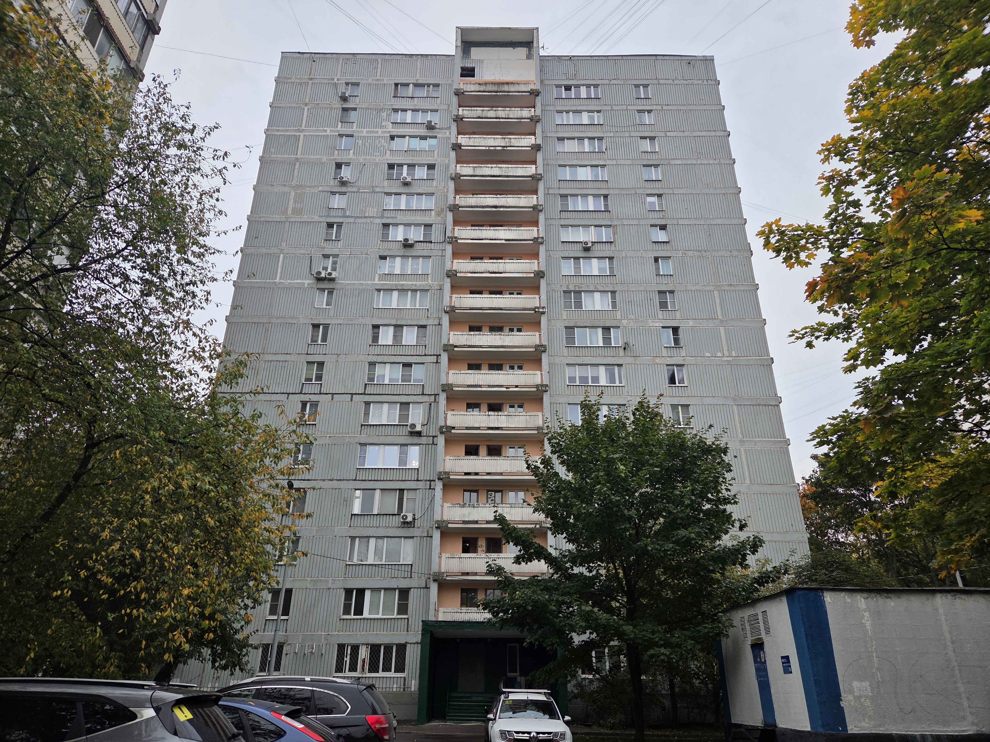 ГП17006882.Нежилое помещение.Общий фасад здания_2.jpg