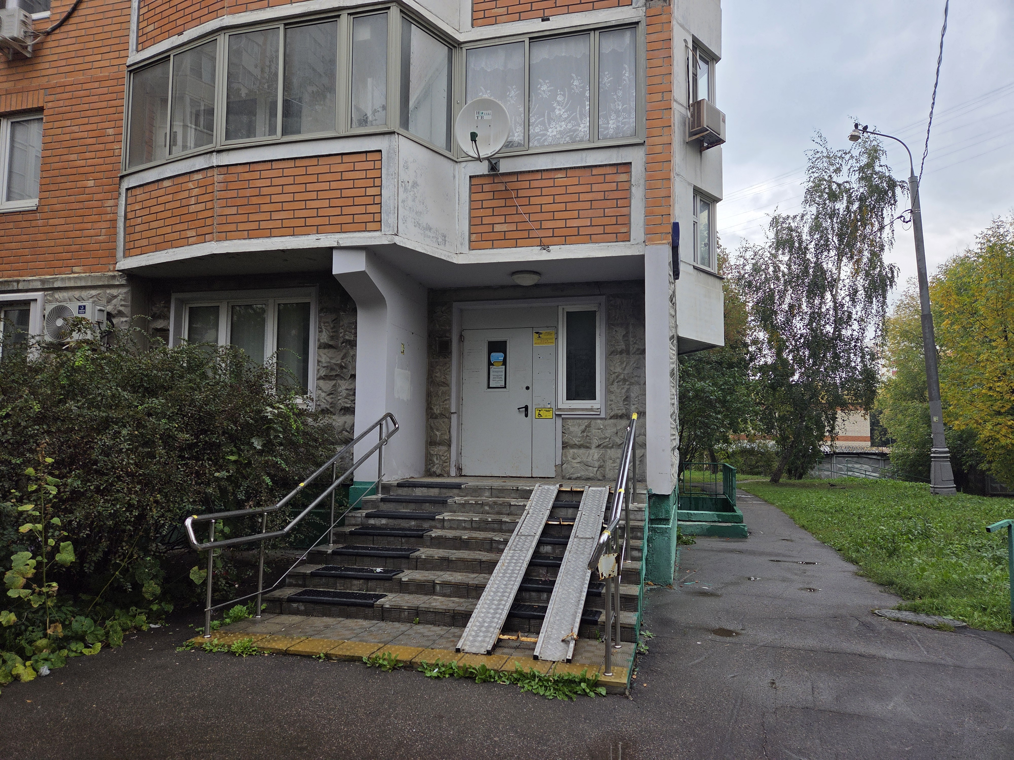 ГП17006542.Нежилое помещение.Входная группа объекта_3.jpg