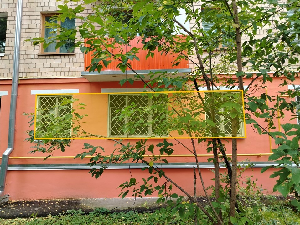 ГП17006507.Квартира.Фасад здания с выделенными окнами реализуемого объекта.jpg