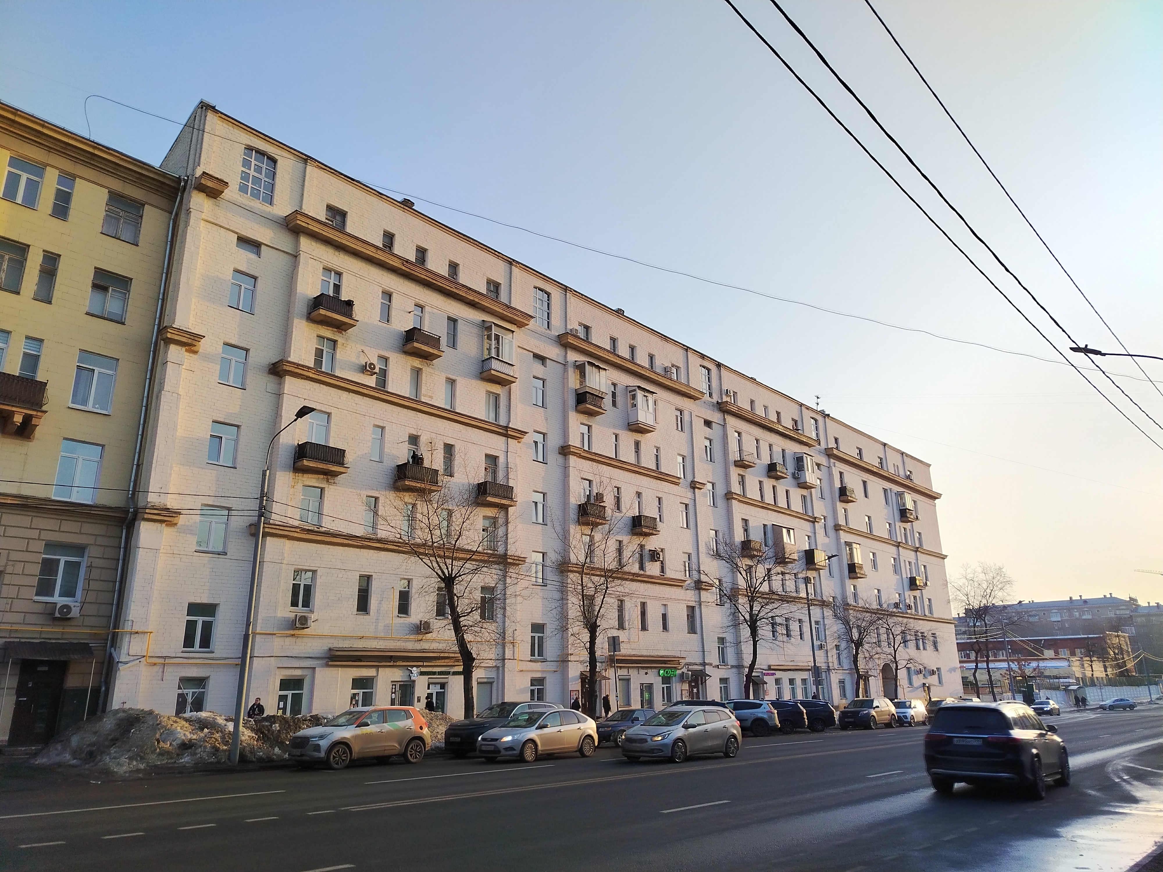 ГП16988849.Нежилое помещение.Общий фасад здания.jpg