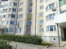 ГП17006328.Квартира.Фасад здания с выделенными окнами реализуемого объекта_2.jpg
