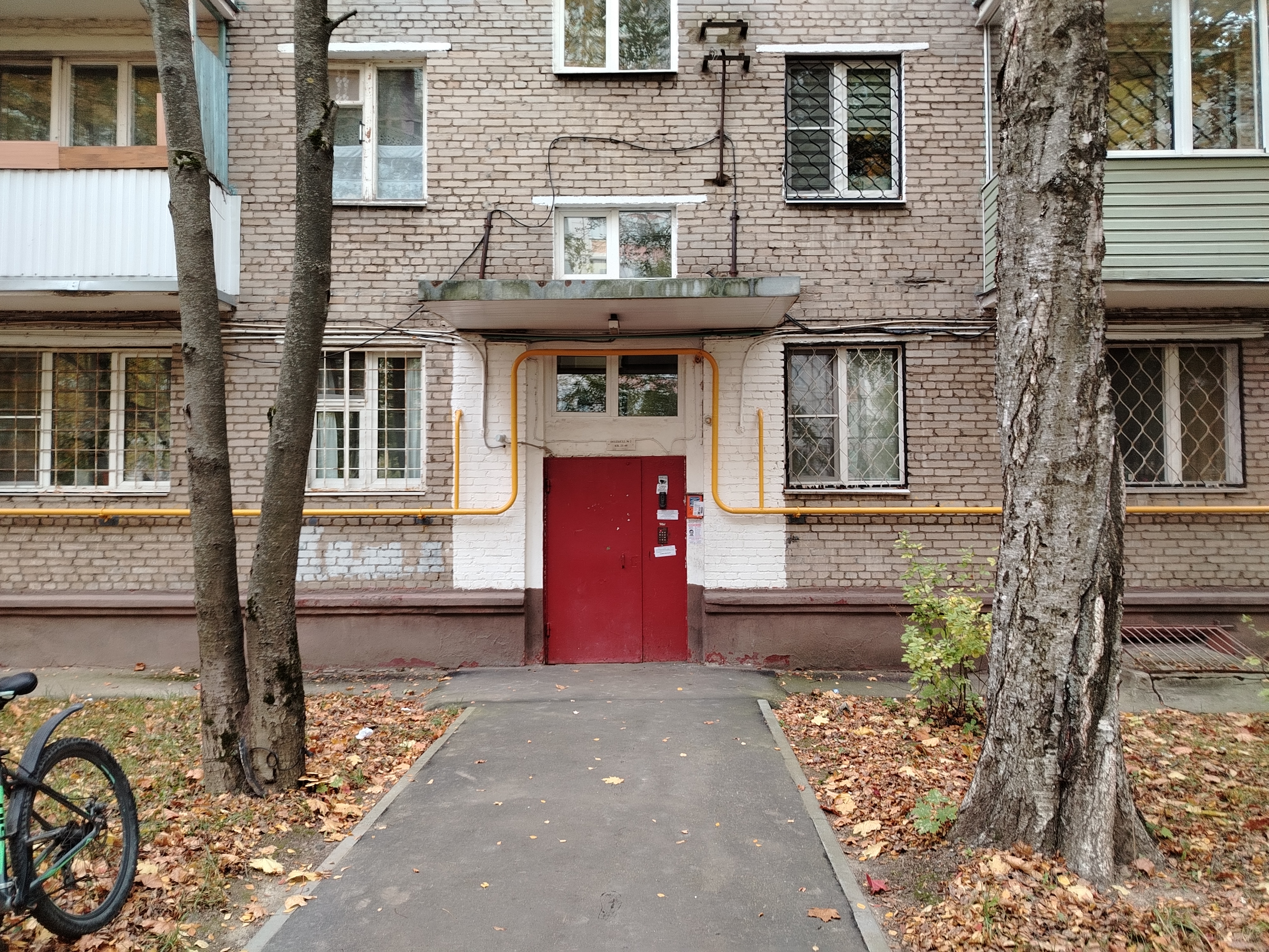 ГП17005943.Нежилое помещение.Входная группа объекта.jpg
