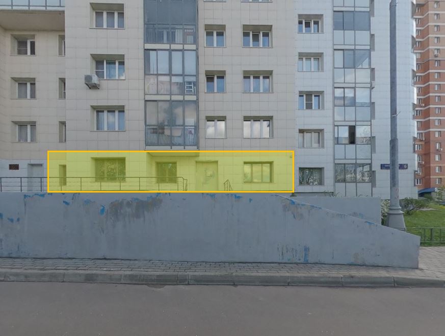 ГП16999839.Нежилое помещение.Фасад здания с выделенными окнами реализуемого объекта_2.jpg
