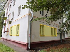 ГП17006475.Квартира.Фасад здания с выделенными окнами реализуемого объекта.jpg
