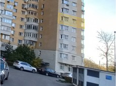 ГП16924056.Квартира.Фасад здания с выделенными окнами реализуемого объекта_2.jpg