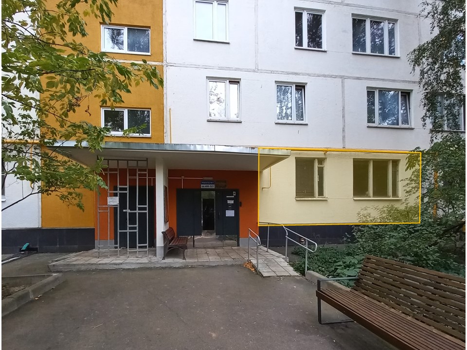 ГП17006402.Квартира.Фасад здания с выделенными окнами реализуемого объекта.jpg