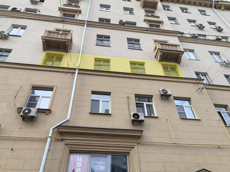 ГП17006492.Квартира.Фасад здания с выделенными окнами реализуемого объекта.jpg