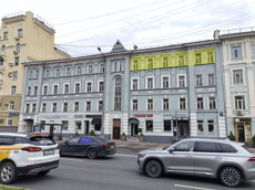ГП17008151.Нежилое помещение.Фасад здания с выделенными окнами реализуемого объекта_2.jpg