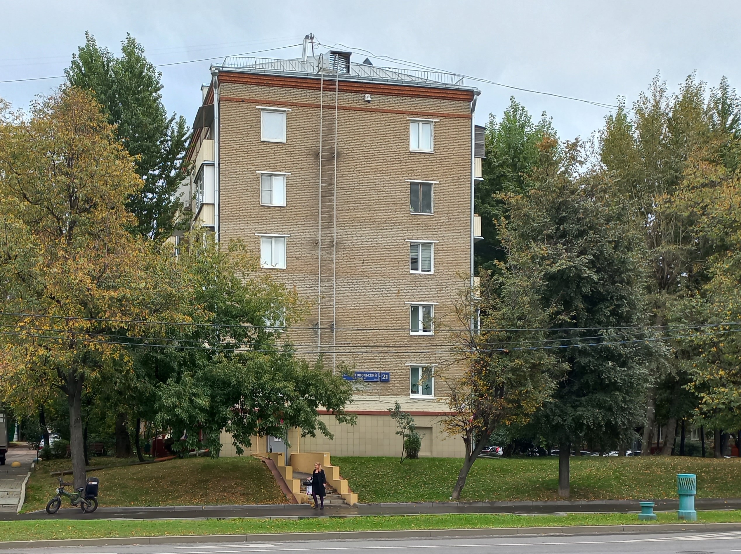 ГП16943401.Нежилое помещение.Общий фасад здания_3.jpg