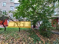 ГП16943401.Нежилое помещение.Фасад здания с выделенными окнами реализуемого объекта_4.jpg