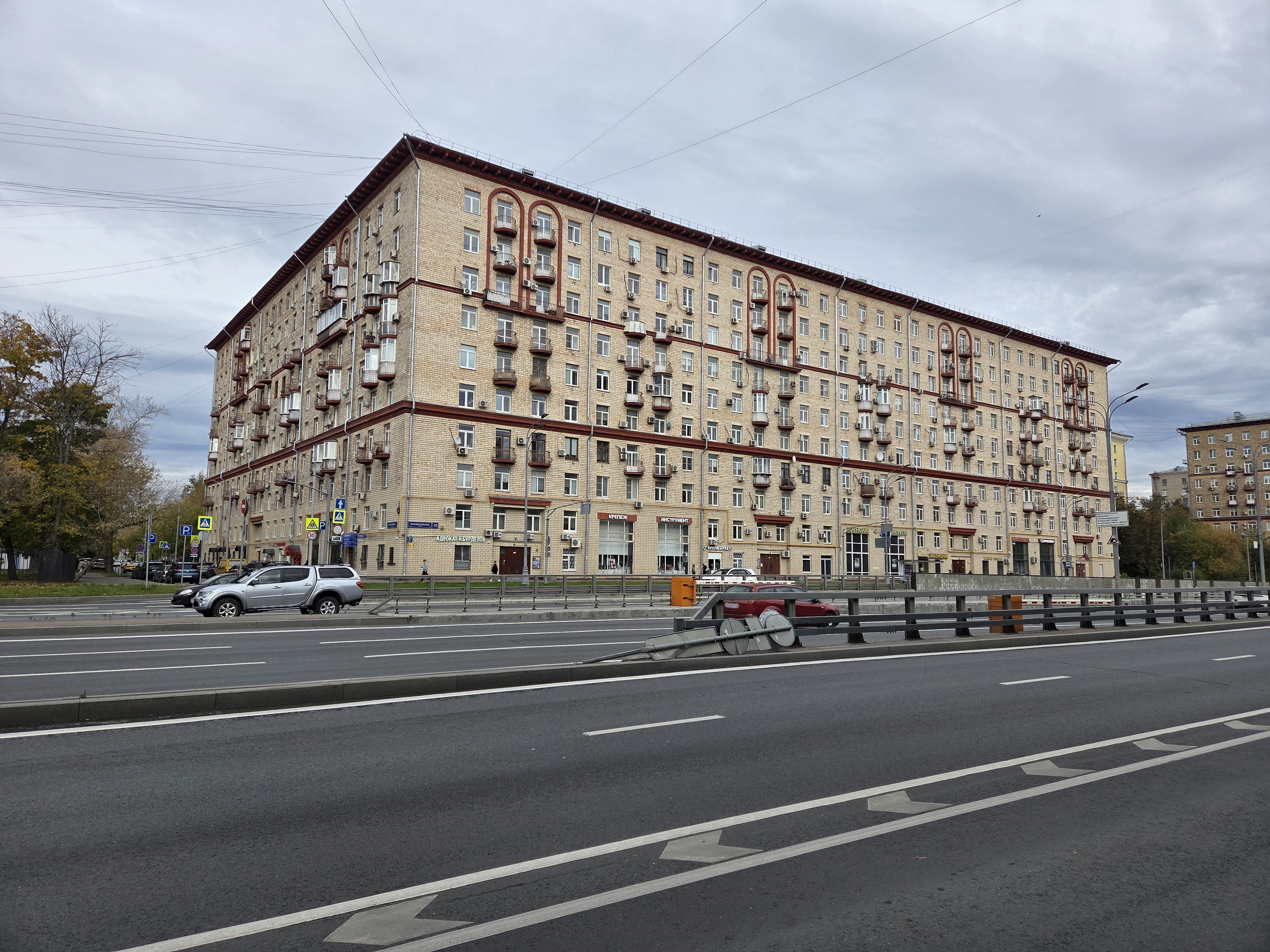 ГП17006382.Нежилое помещение.Общий фасад здания.jpg