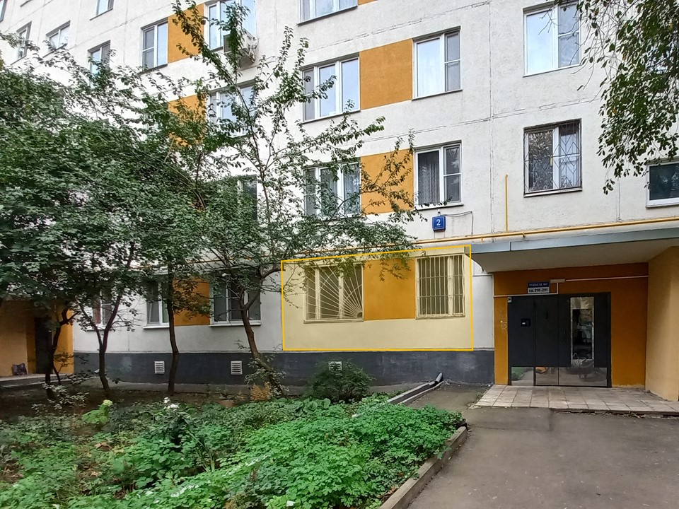 ГП17005888.Квартира.Фасад здания с выделенными окнами реализуемого объекта.jpg