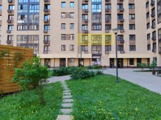 ГП17006395.Квартира.Фасад здания с выделенными окнами реализуемого объекта.jpg