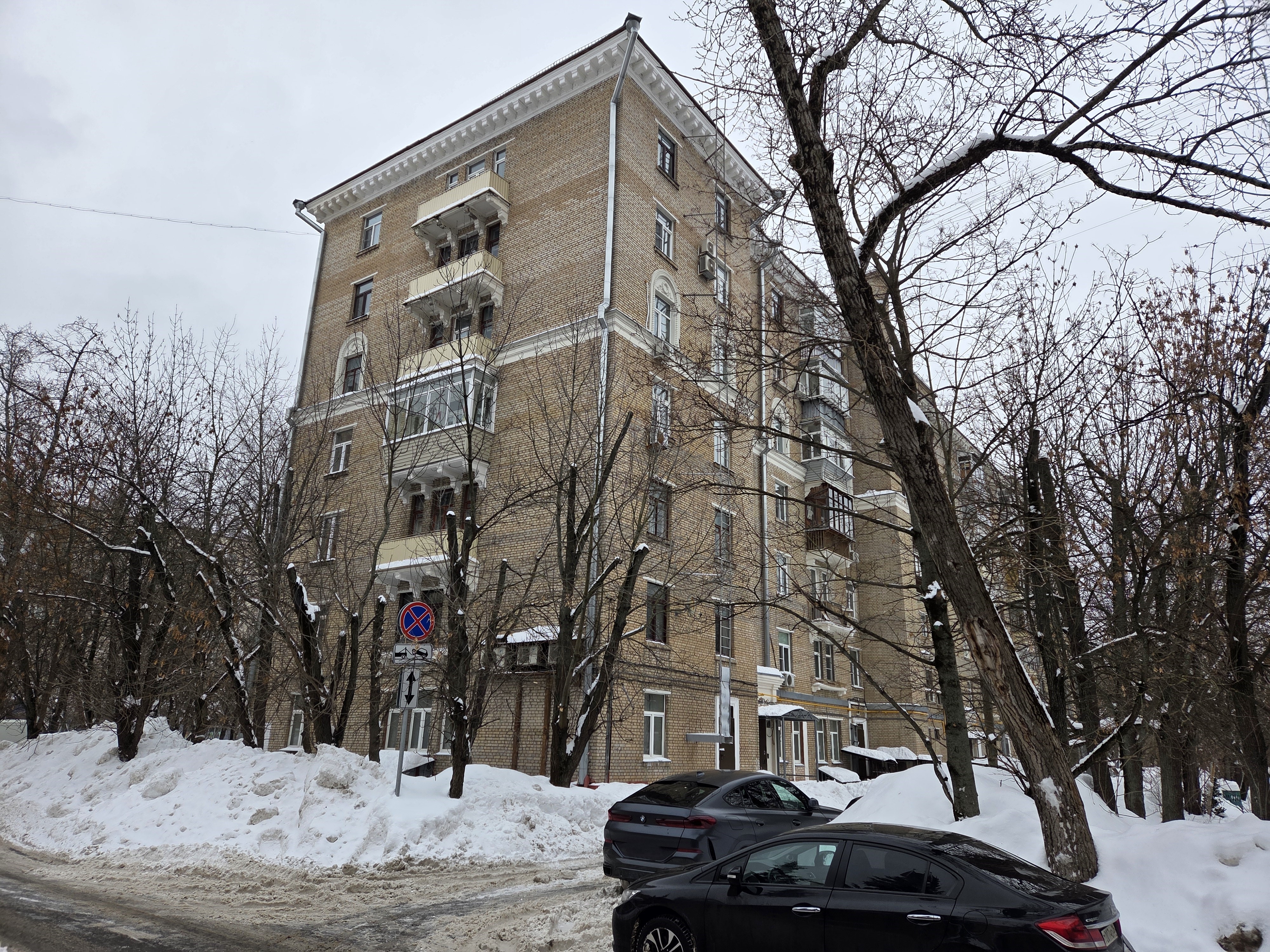 ГП16986247.Нежилое помещение.Общий фасад здания_3.jpg